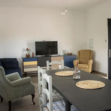 Eralta Apartment *
